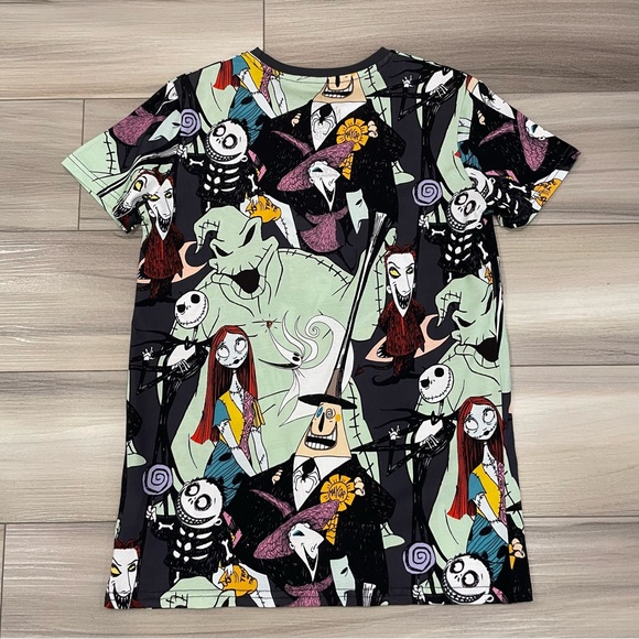 CAKEWORTHY Disney Tim Burton's The Nightmare Before Christmas Tee Size Small - Picture 2 of 15